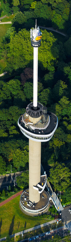 Euromast Rotterdam vanuit de lucht